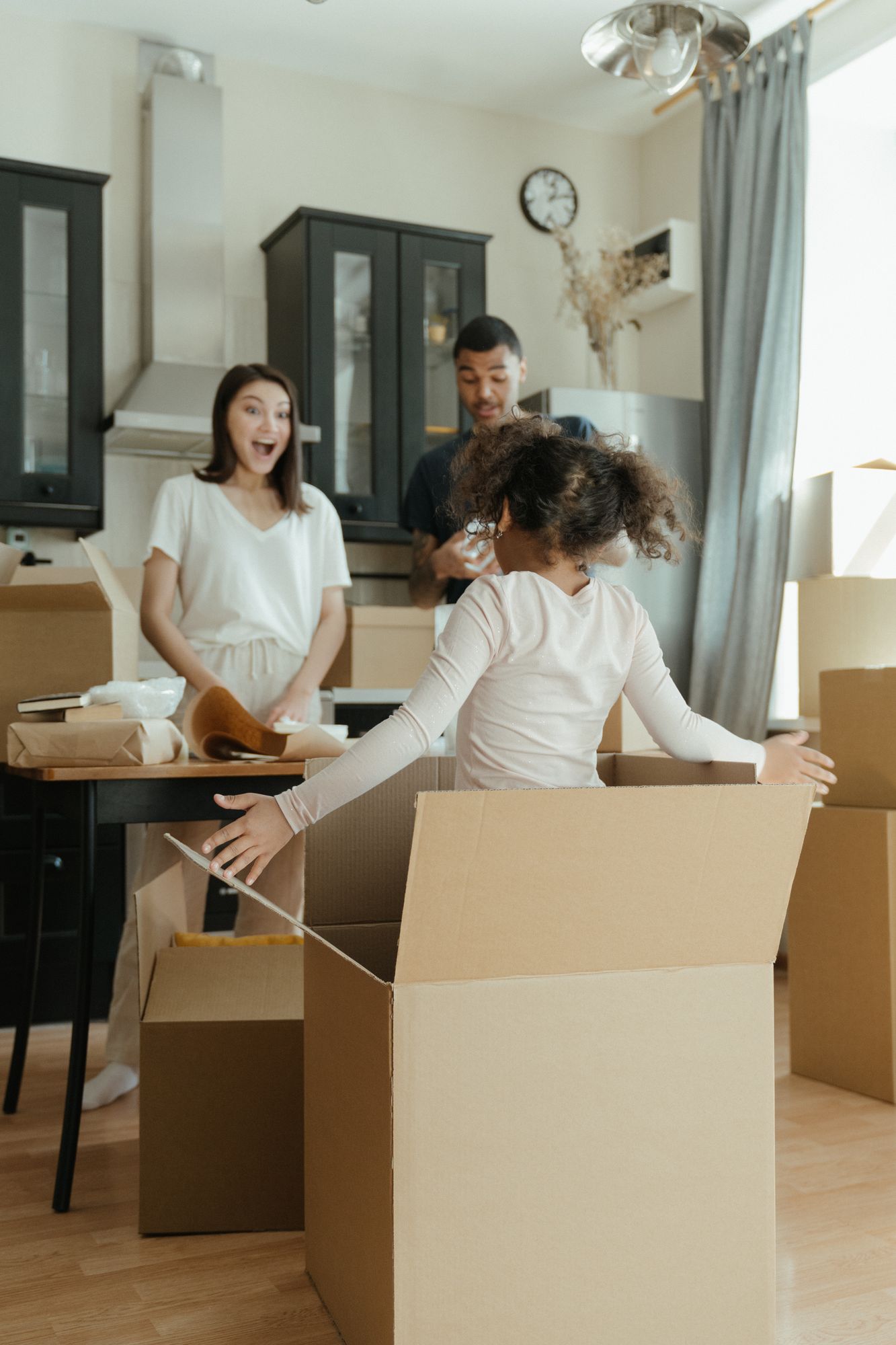 Move-In / Move-Out
